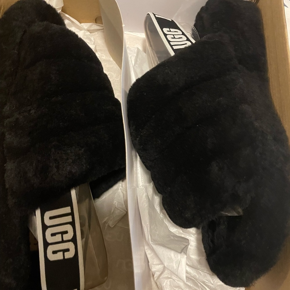 Ugg fluff yeah slides